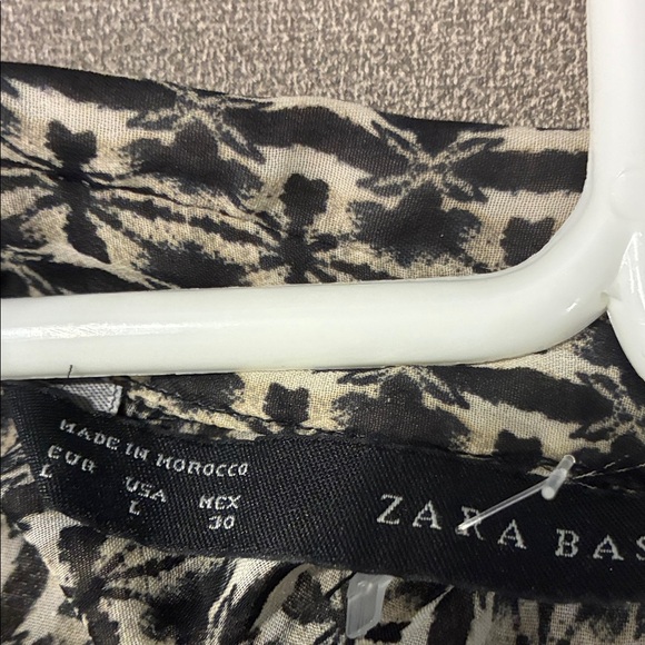 Zara Black and Cream Top - Picture 3 of 5